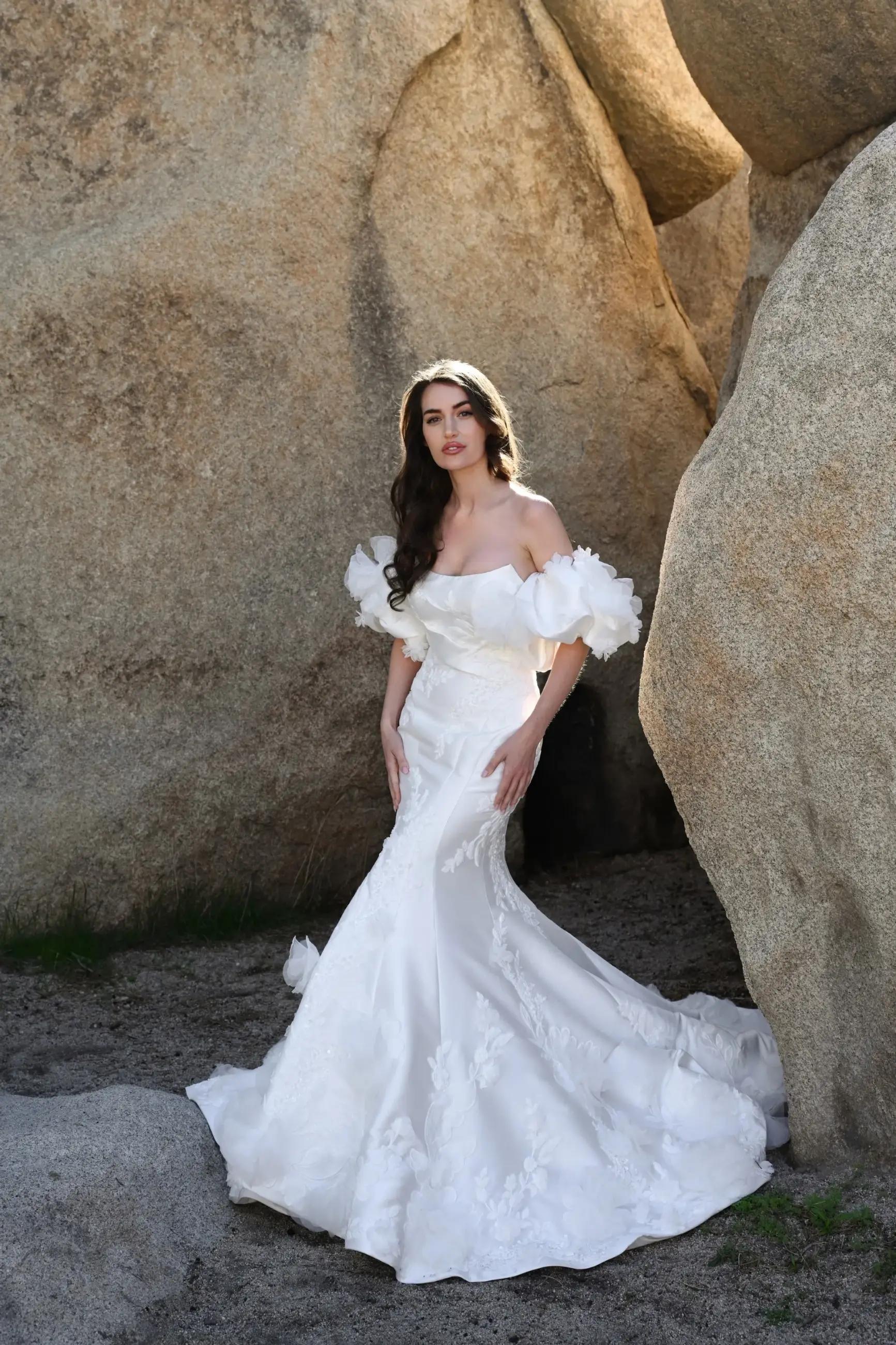 Discover the Magic of Dando London: A Bridal Collection That Captures Every Bride&#39;s Dream Image